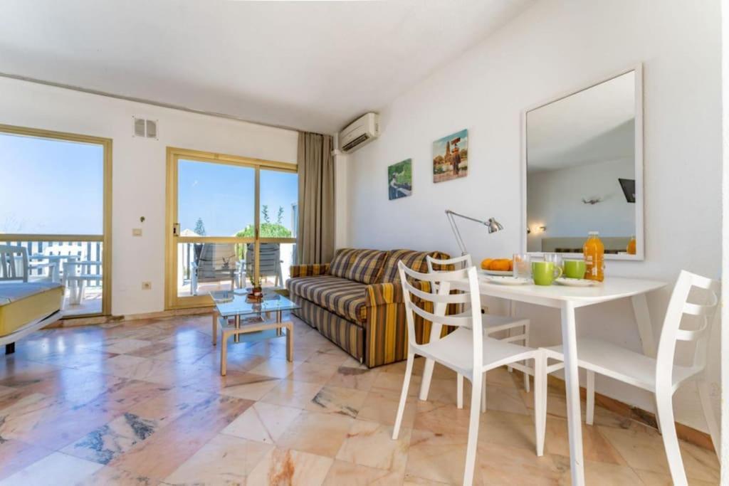 Ct 103 - Faro'S Romana Playa Studio 142 Marbella Exteriör bild